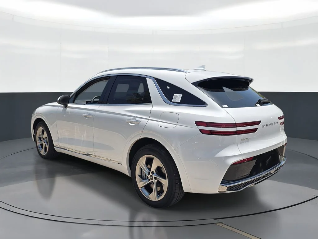 New 2026 White Genesis 2.5T image 4