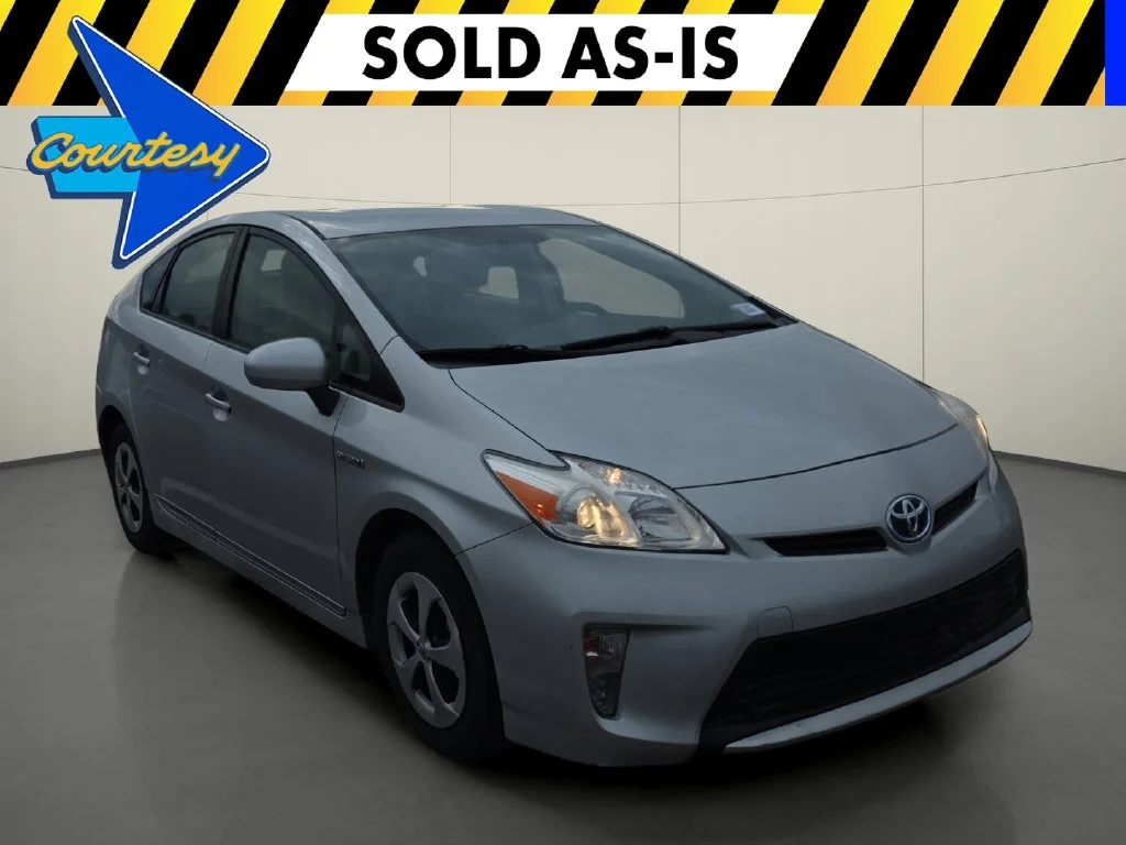 Used 2013 Silver Toyota Two image 1