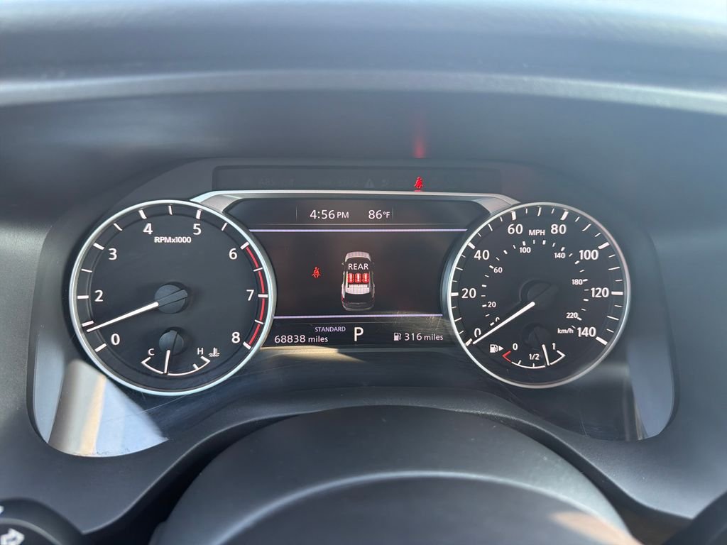 Used 2024 Gray Nissan SV image 16