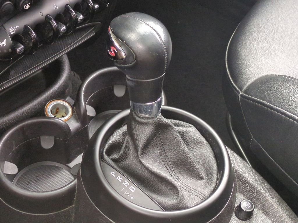 Used 2015 Blue MINI Base image 18