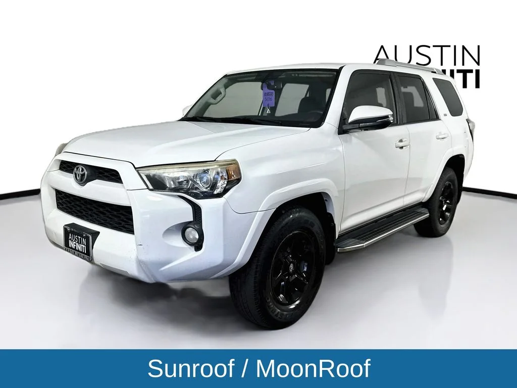 Used 2018 White Toyota SR5 Premium image 3