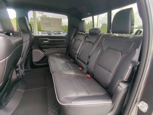 2026 RAM 1500 Laramie - Photo 15