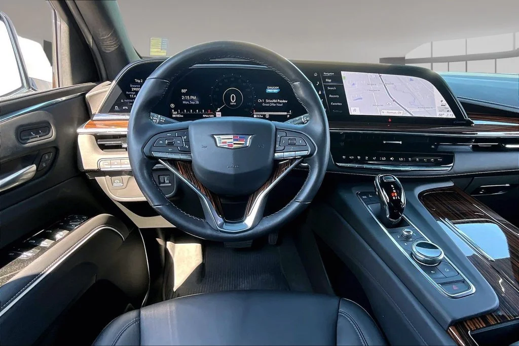 Used 2021 White Cadillac Luxury image 5