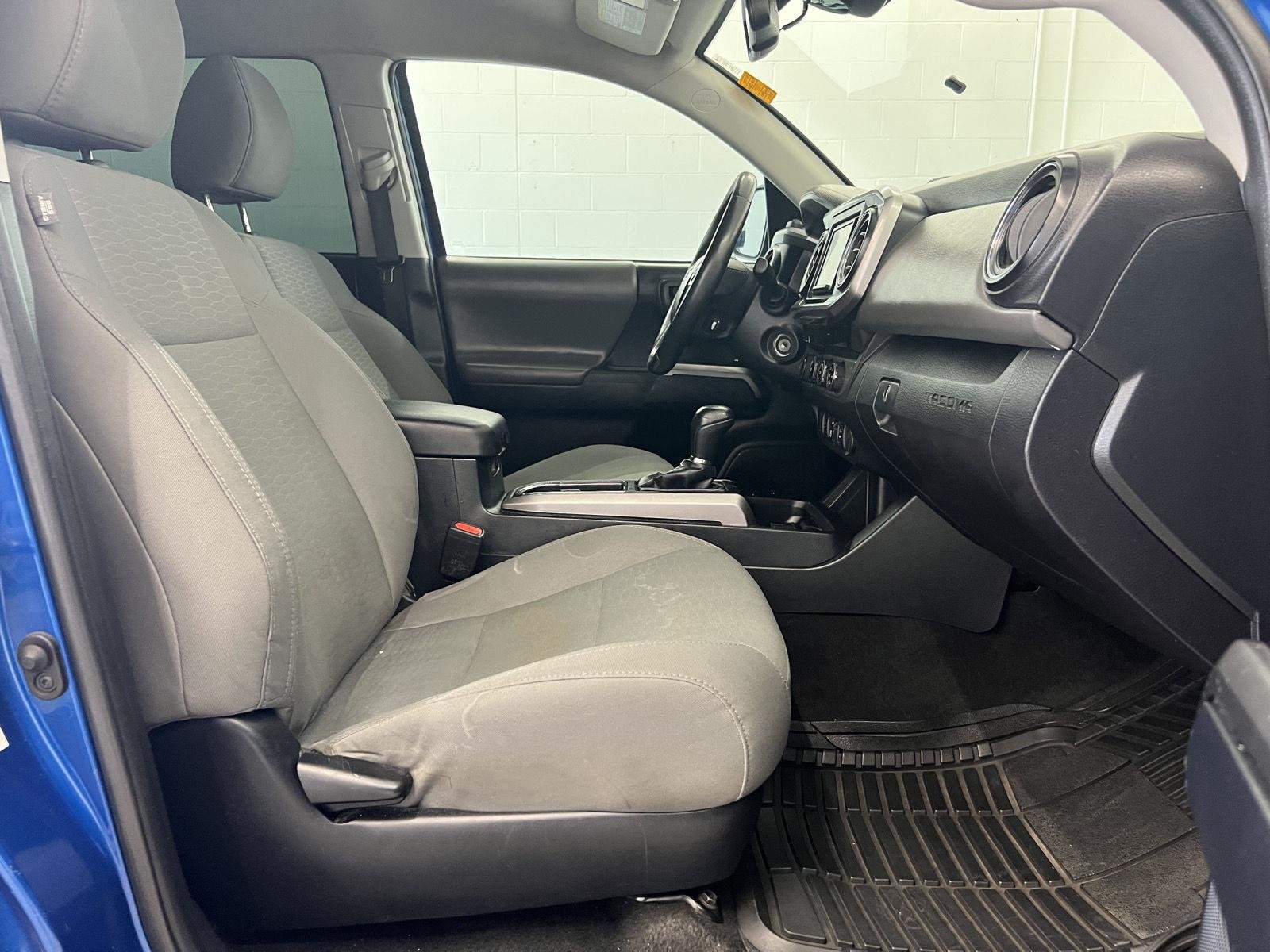 Used 2018 Blazing Blue Pearl Toyota SR5 V6 image 28