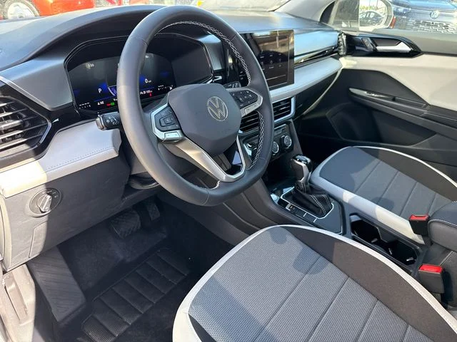 New 2026 Pure White Volkswagen 1.5T S image 36