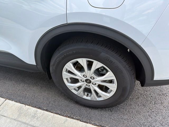 New 2026 Space Silver Metallic Ford Active® image 6