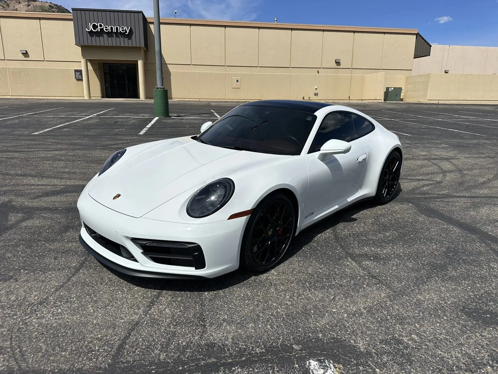 Used 2023 White Porsche Carrera GTS image 1