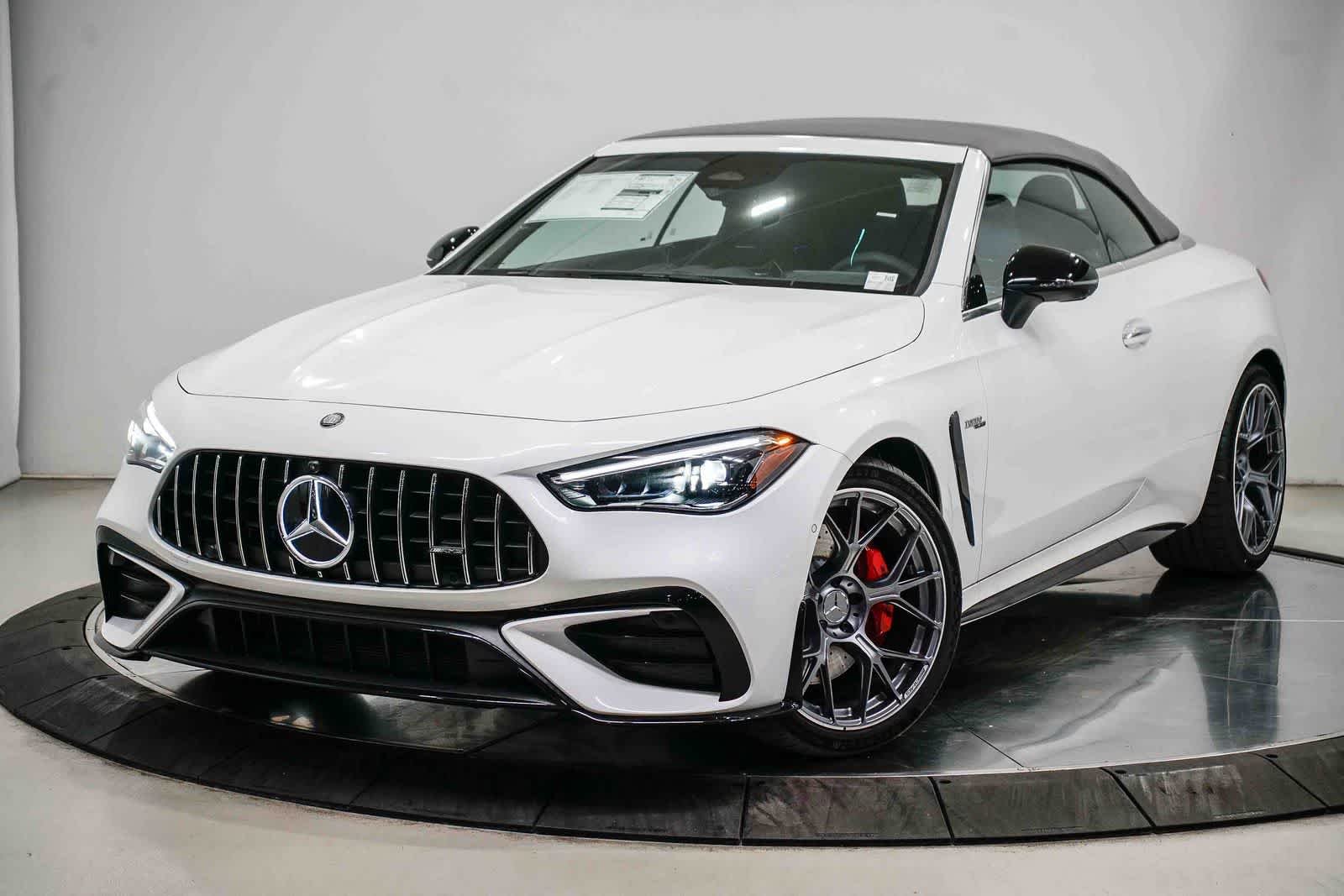 New 2026 MANUFAKTUR Moonlight White Metallic Mercedes-Benz AMG® CLE 53 image 1