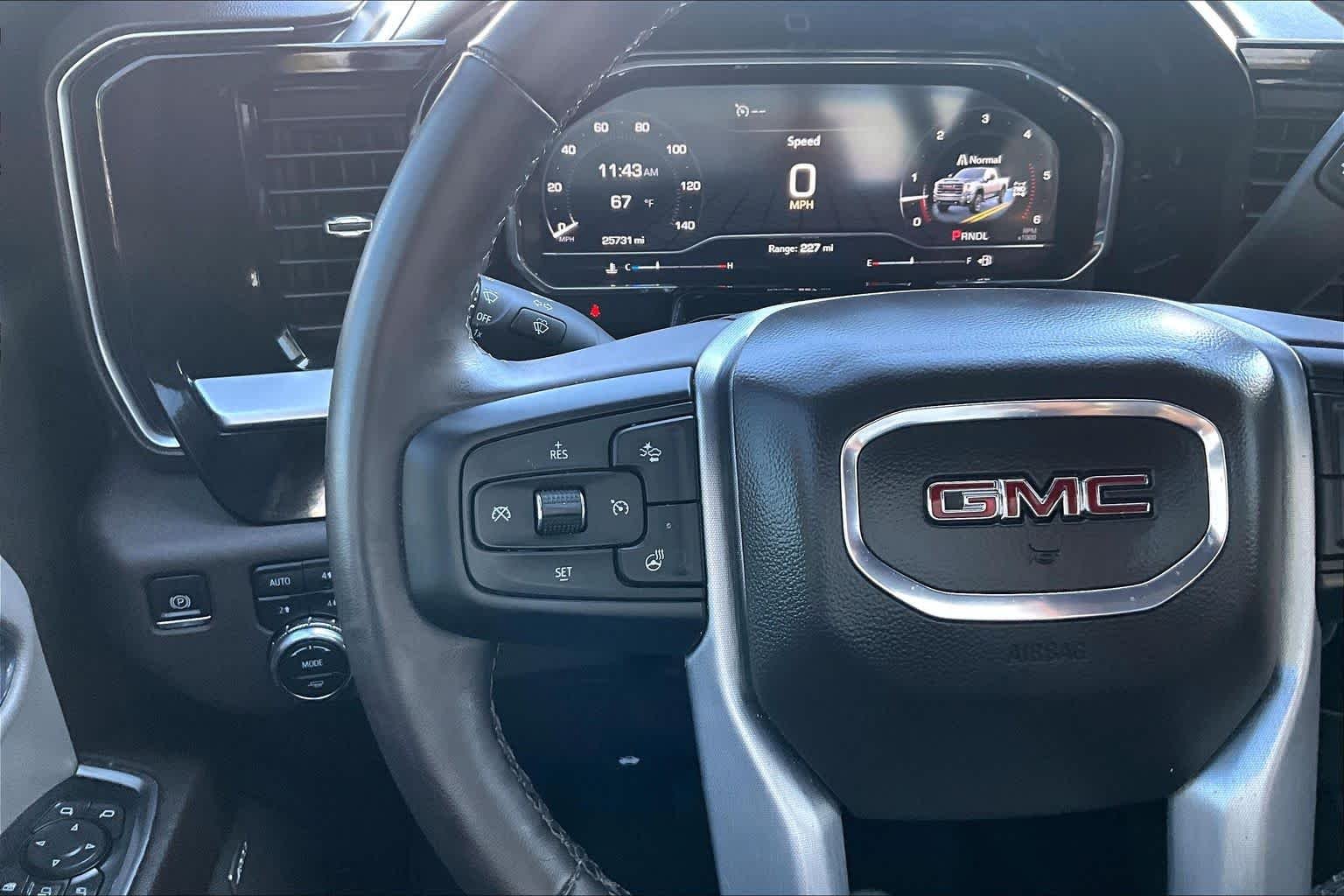 Used 2024 Summit White GMC SLT image 24