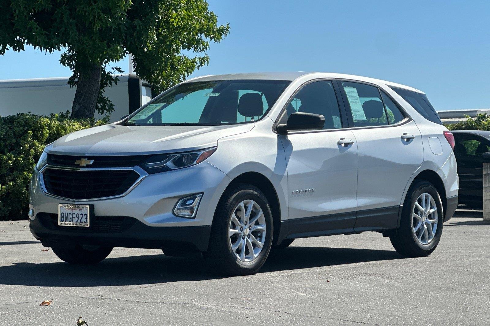 Used 2019 Silver Ice Metallic Chevrolet LS image 7