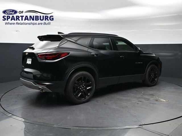 Used 2023 Black Chevrolet LT image 5