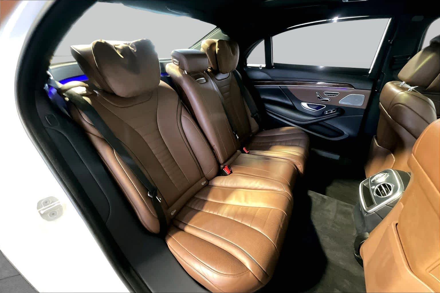 Used 2017 designo Diamond White Metallic Mercedes-Benz S 550 image 20