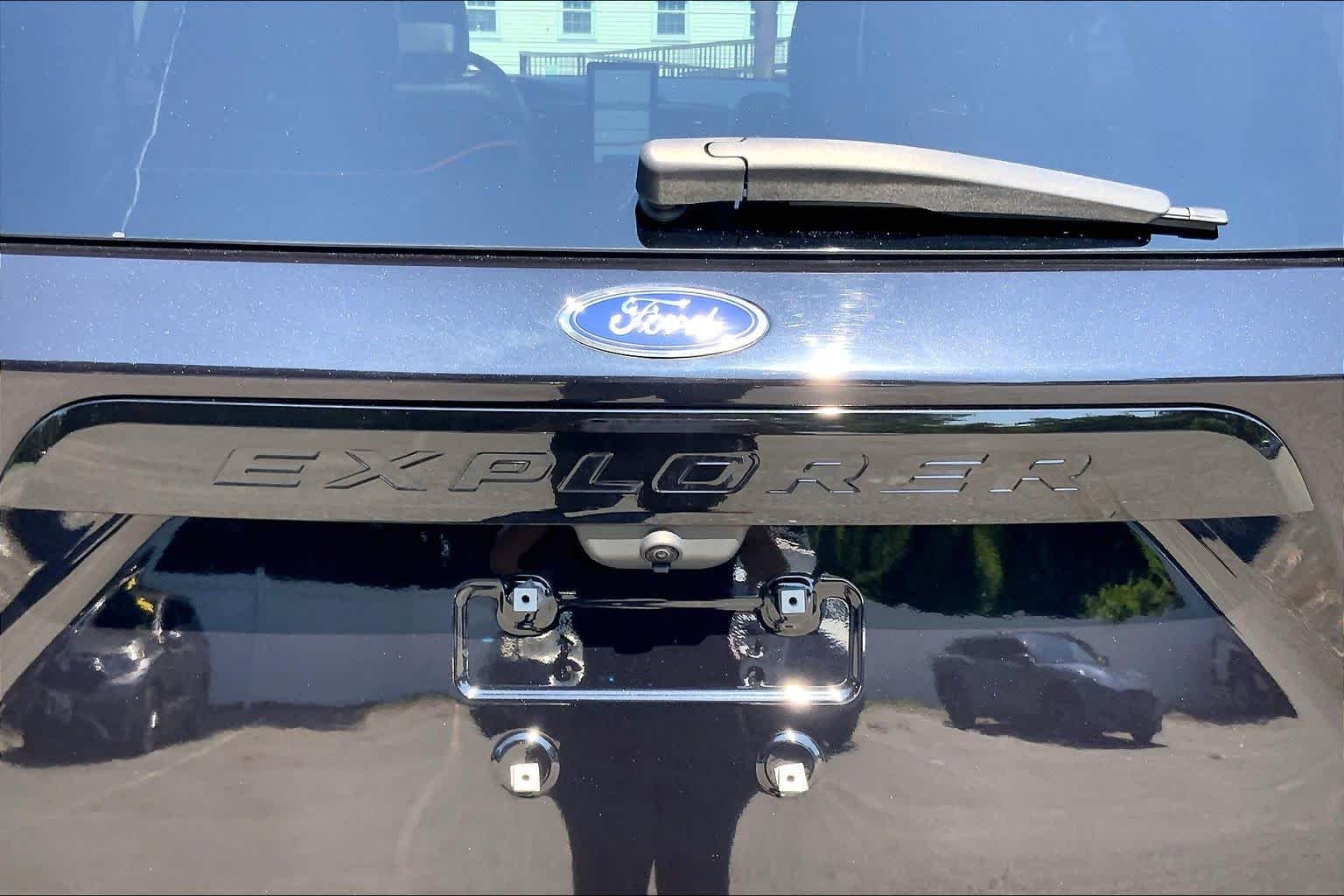 Certified Used 2020 Agate Black Ford ST image 10