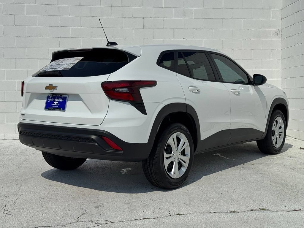 2026 Chevrolet Trax LS - Photo 11