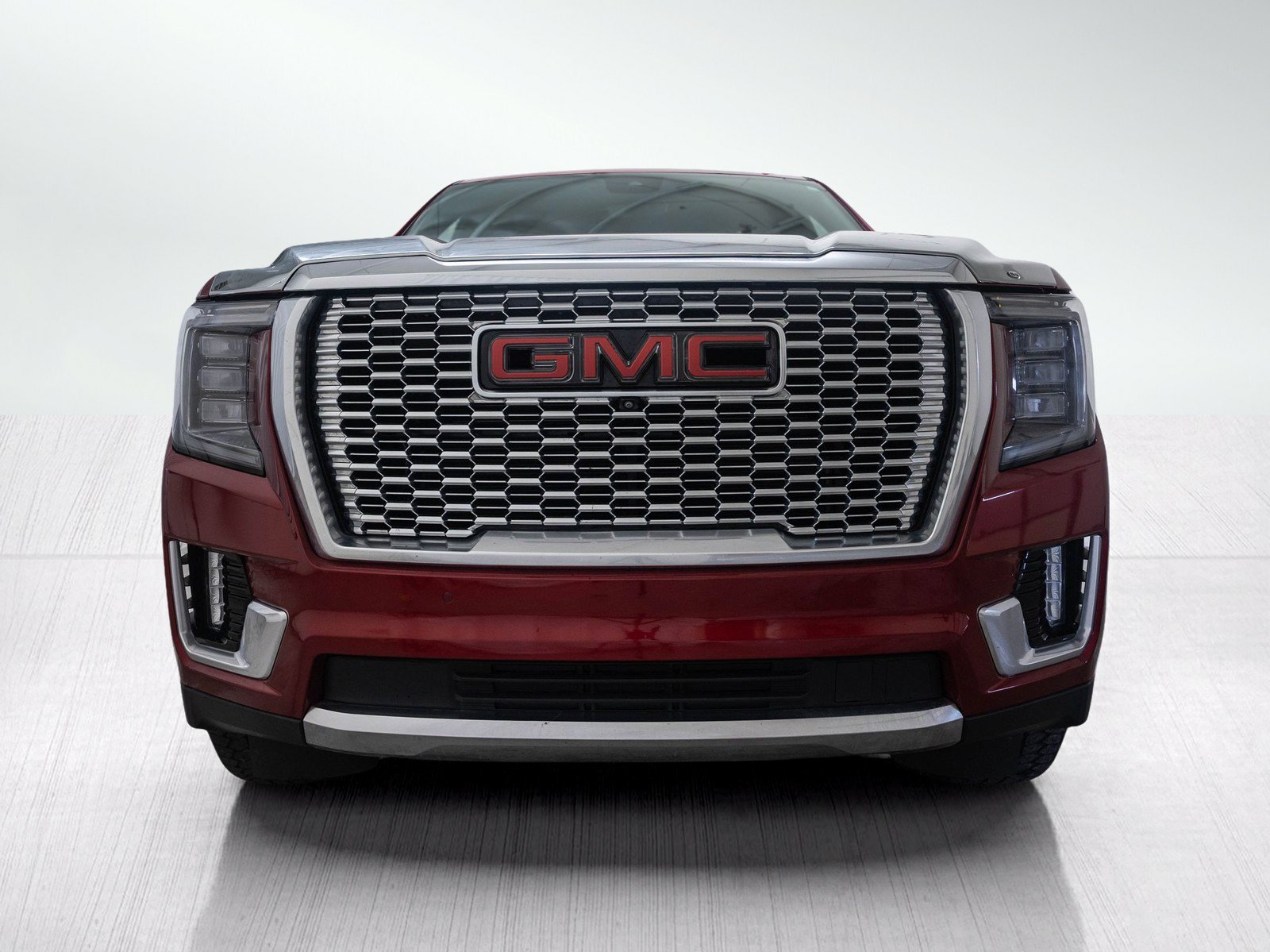 Used 2023 GMC Yukon Denali with VIN 1GKS2DKL5PR466535 for sale in Kansas City