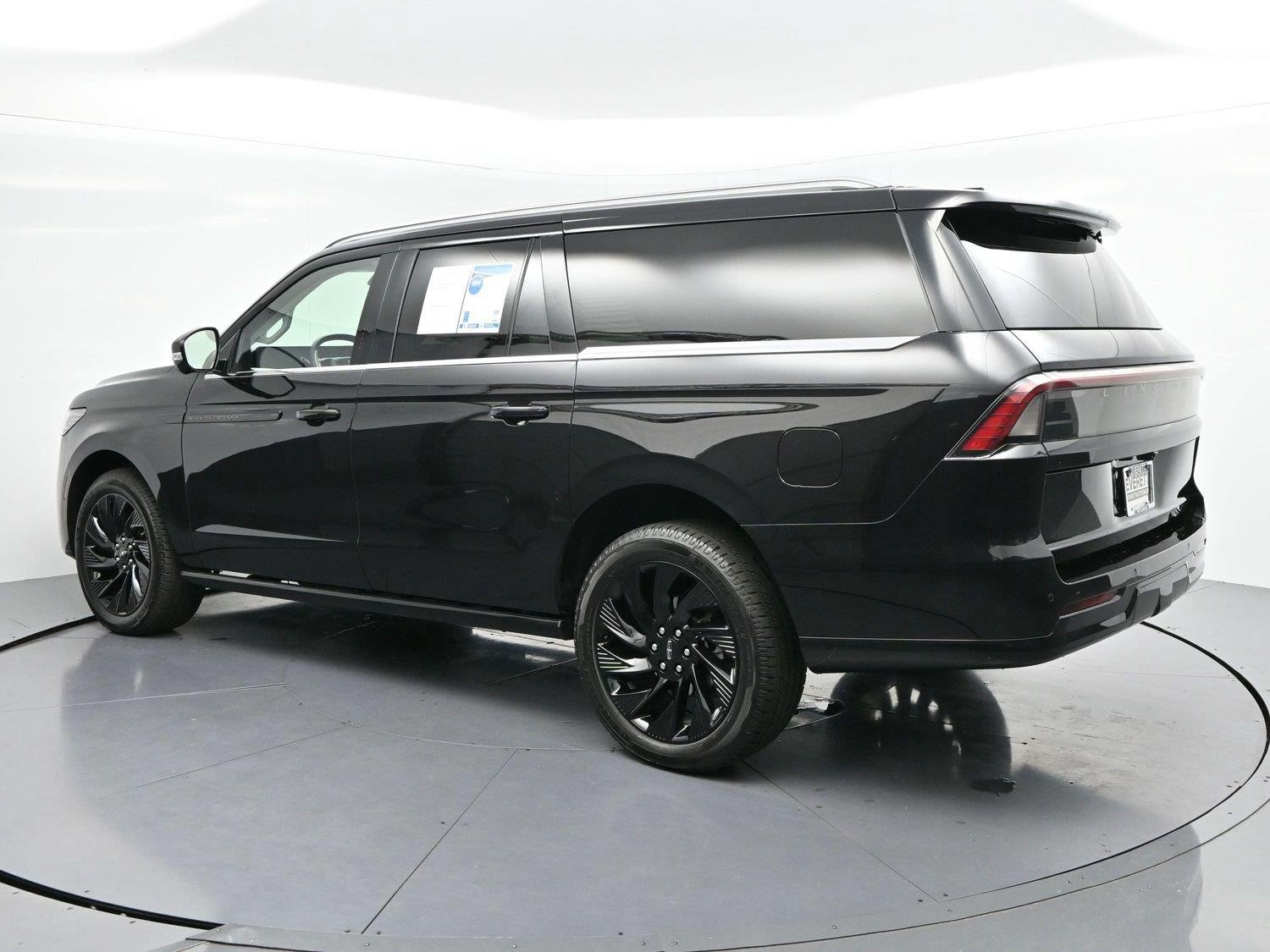 Used 2026 Infinite Black Metallic Clearcoat Lincoln Black Label image 5