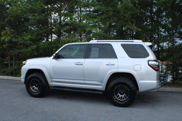 Used 2022 Classic Silver Metallic Toyota Limited image 3