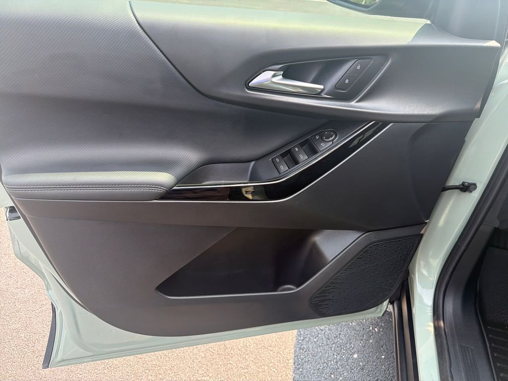 Used 2026 Green Chevrolet LT image 15