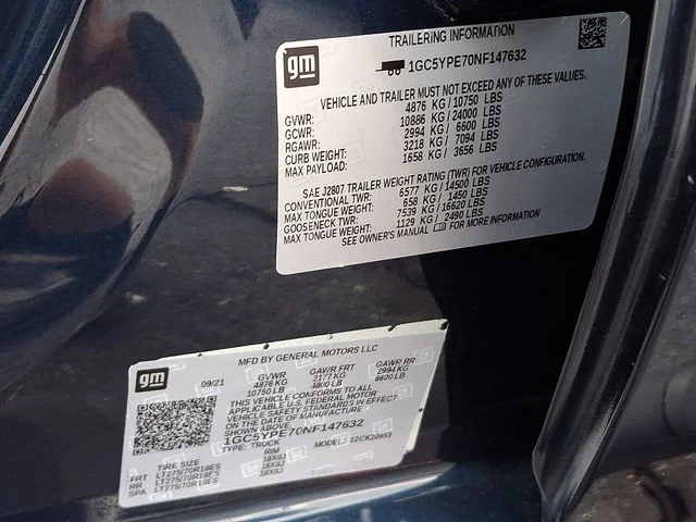 Used 2022 Blue Chevrolet LTZ image 28
