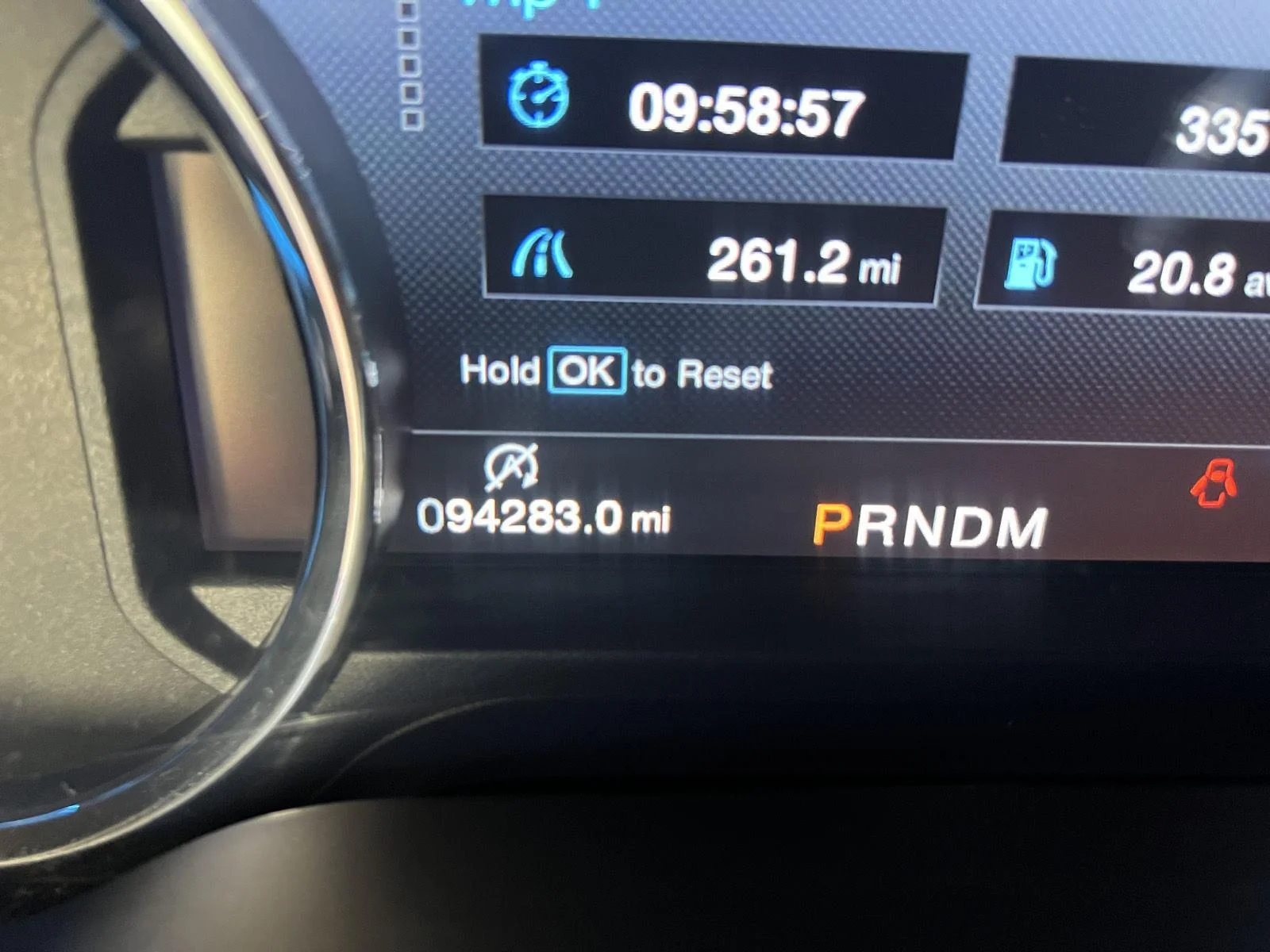 Used 2020 Agate Black Ford LARIAT image 19