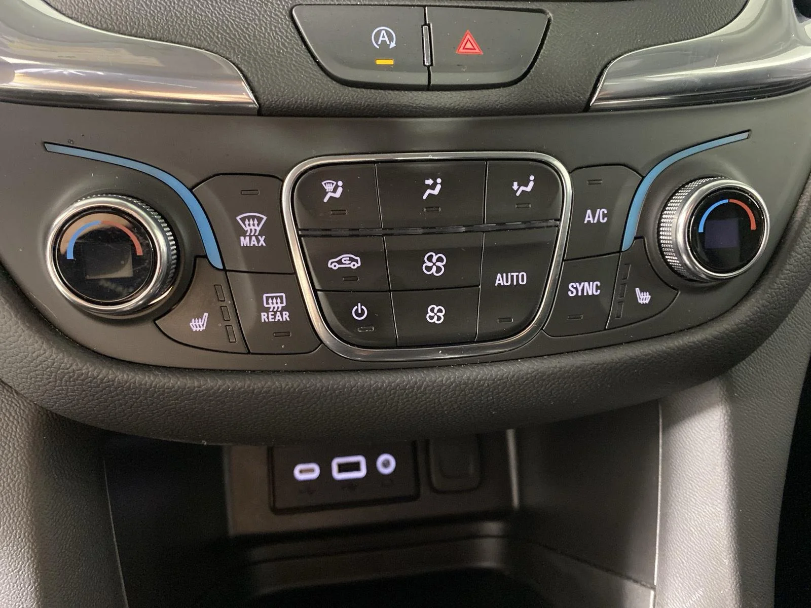 Used 2024 Lakeshore Blue Metallic Chevrolet LT image 19
