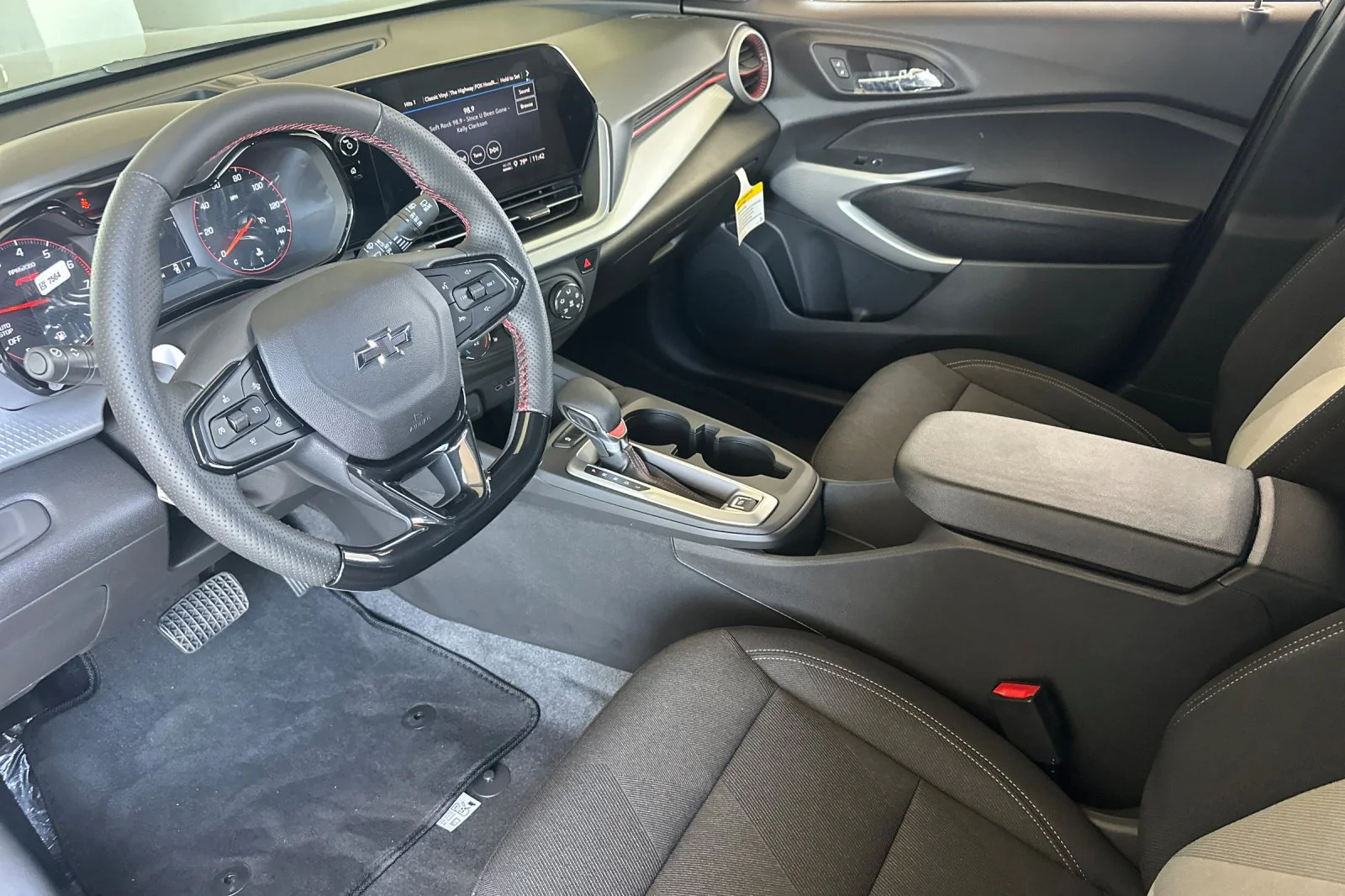 New 2026 Sterling Gray Metallic Chevrolet 1RS image 10