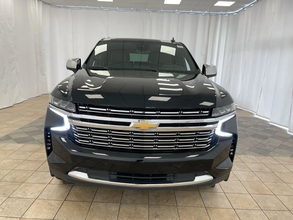 Used 2024 Black Chevrolet Premier image 31