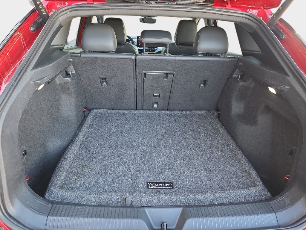 Used 2023 Red Volkswagen Pro S image 14