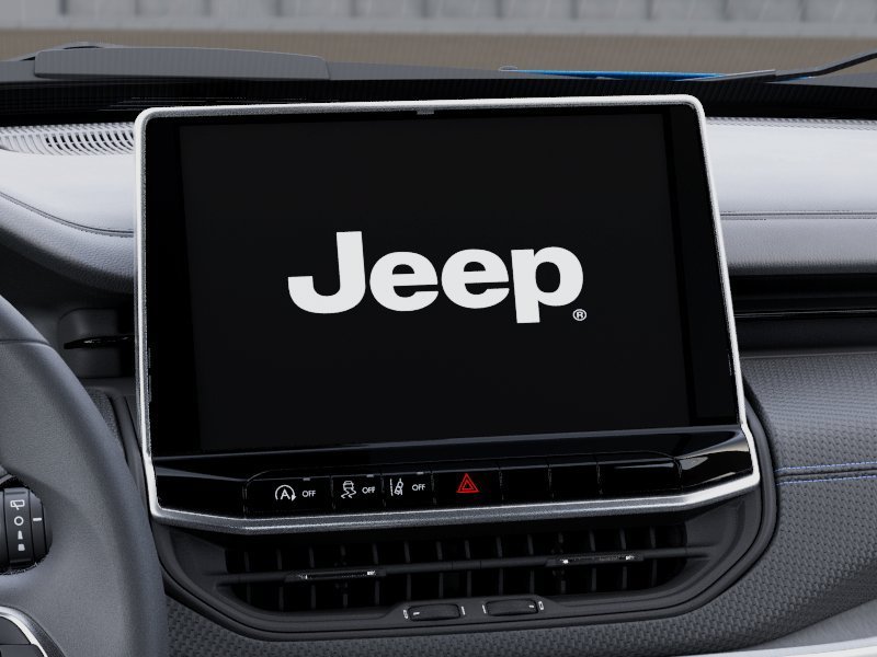New 2026 Hydro Blue Pearlcoat Jeep Latitude image 17