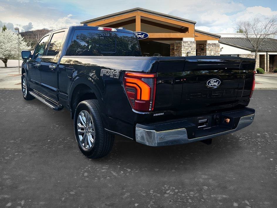 Used 2025 Black Metallic Ford LARIAT image 6