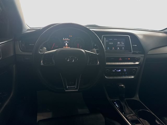 Used 2018 Gray Hyundai Sport+ image 23