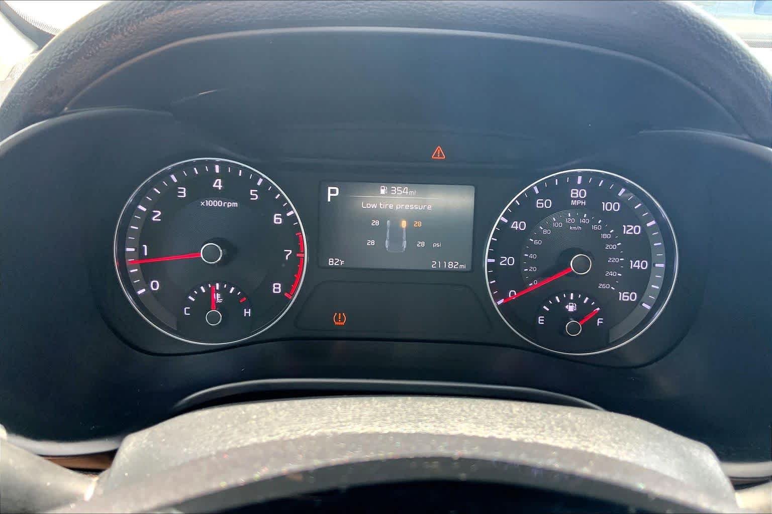 Used 2024 Aurora Black Kia LXS image 25