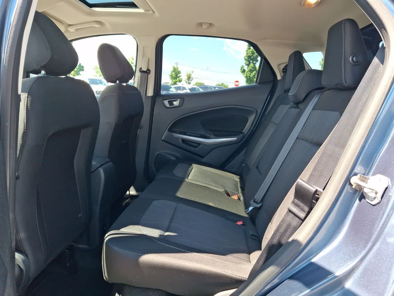 Used 2022 Blue Metallic Ford SE image 26