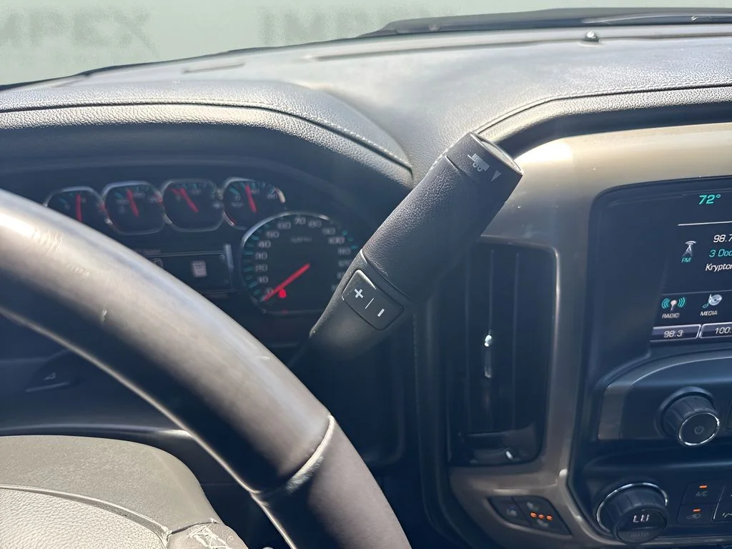Used 2018 Blue Chevrolet High Country image 19