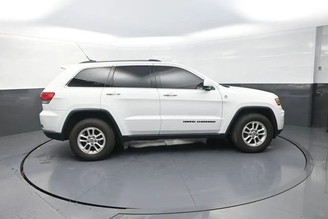 Used 2019 White Jeep Laredo E image 20