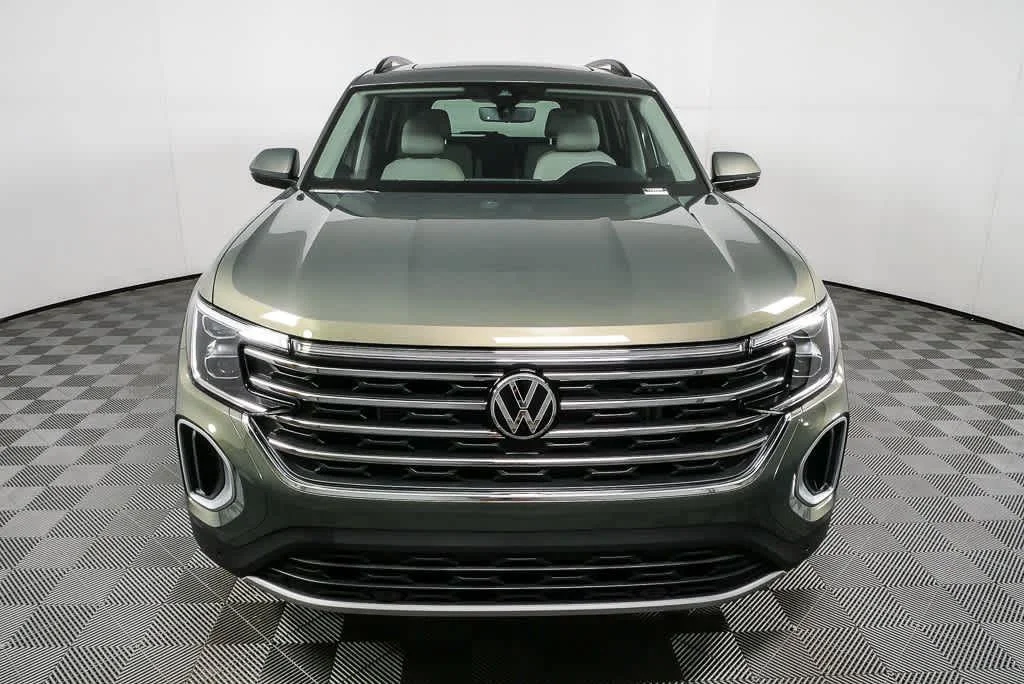 New 2026 Avocado Green Pearl Volkswagen 2.0T SE w/Technology image 26