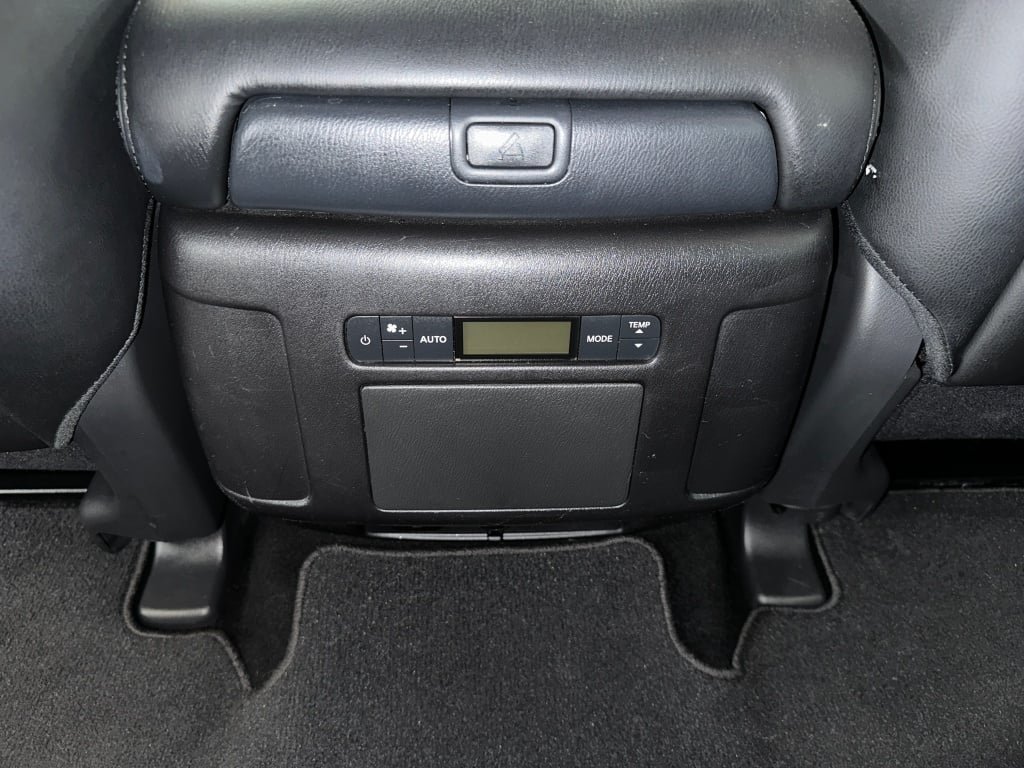 Used 2024 Super Black Nissan SL image 22