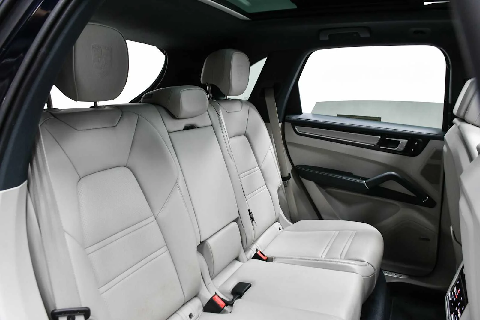 Used 2023 Black Porsche  image 21