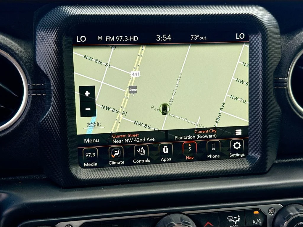Used 2022 Black Jeep Unlimited Sahara image 14