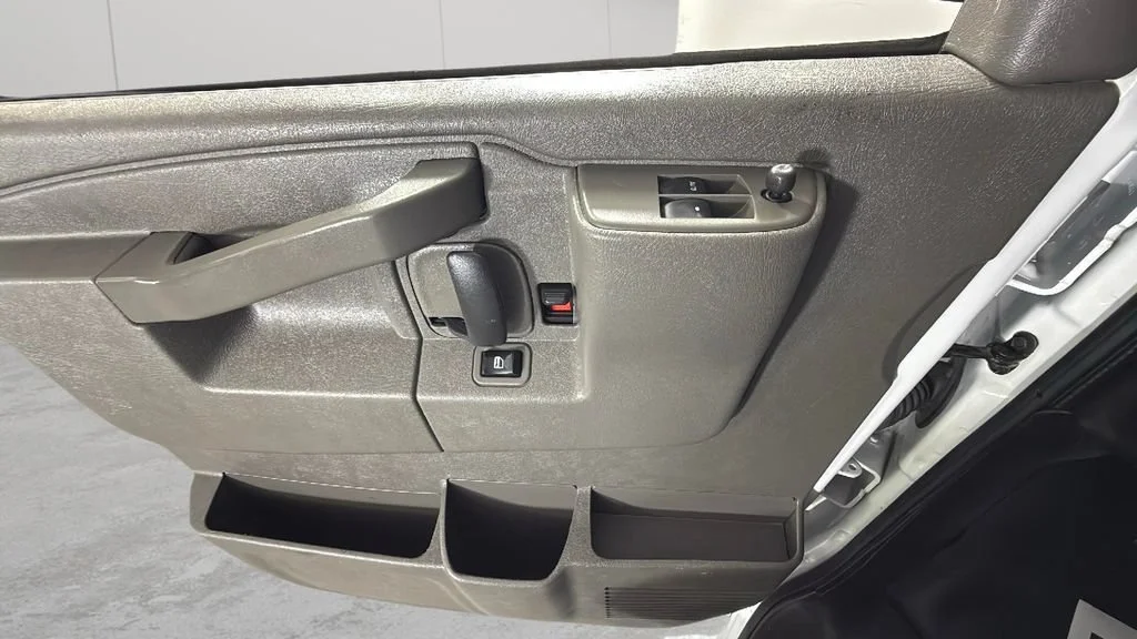 Used 2024 Summit White Chevrolet WT image 24