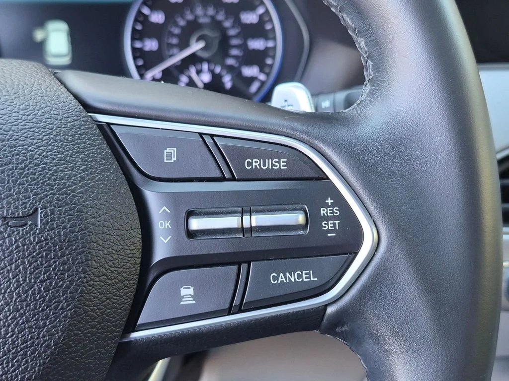Used 2021 Black Hyundai SEL image 15
