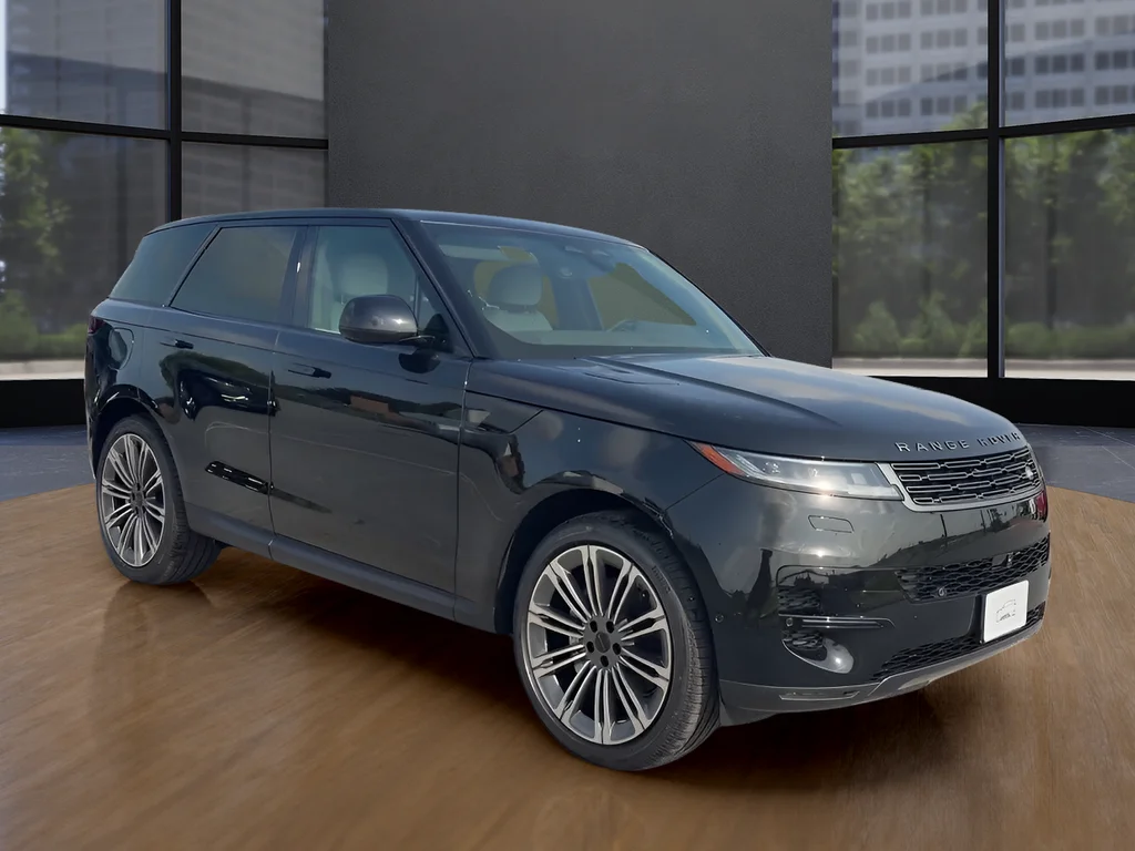 New 2026 Black Land Rover SE image 3