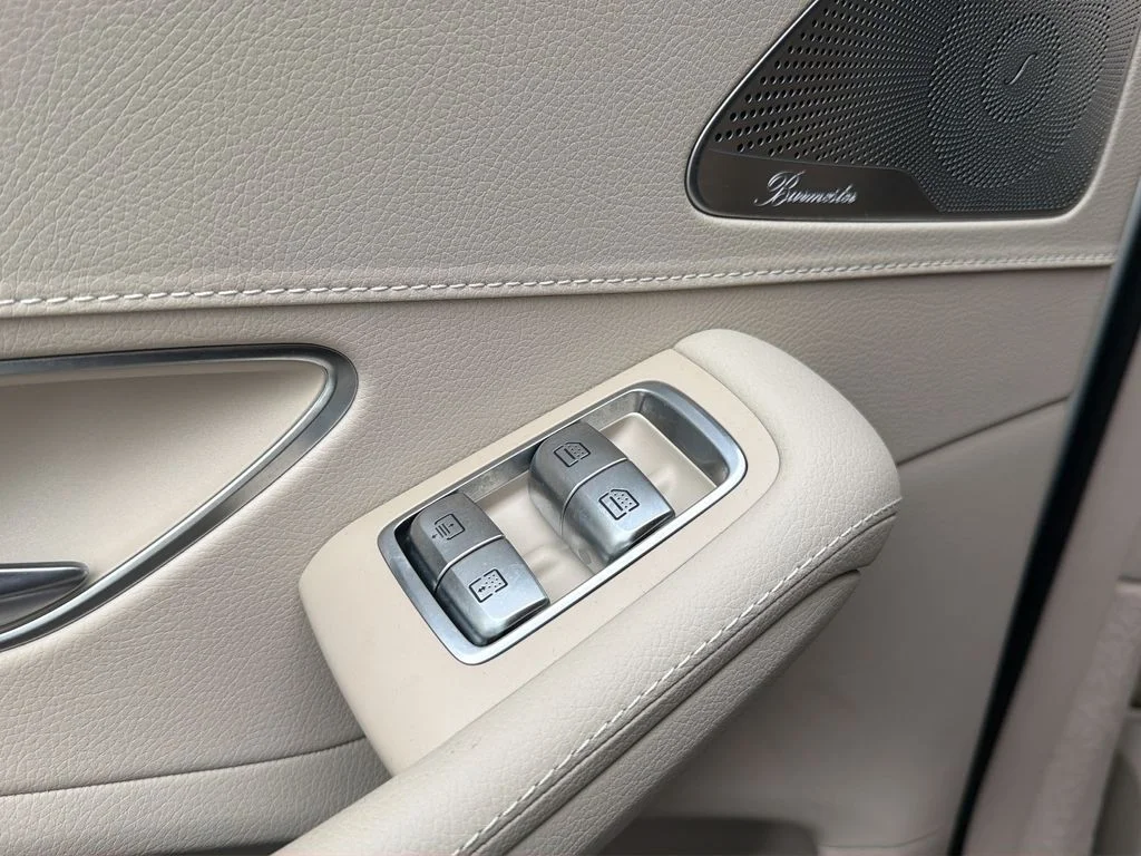 Used 2019 designo Diamond White Mercedes-Benz S 450V image 56