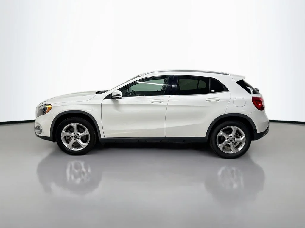 Certified Used 2020 Polar White Mercedes-Benz GLA 250 image 2