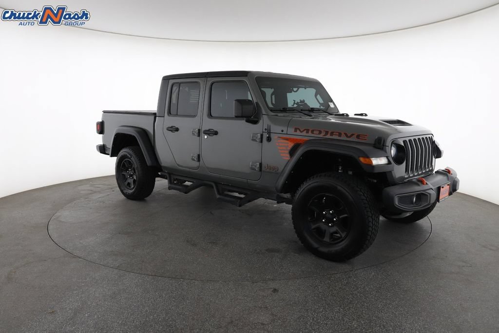 Used 2021  Jeep Mojave image 2