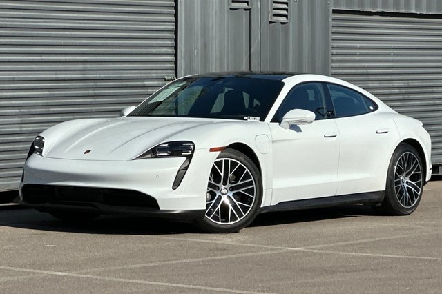 2023 Porsche Taycan 