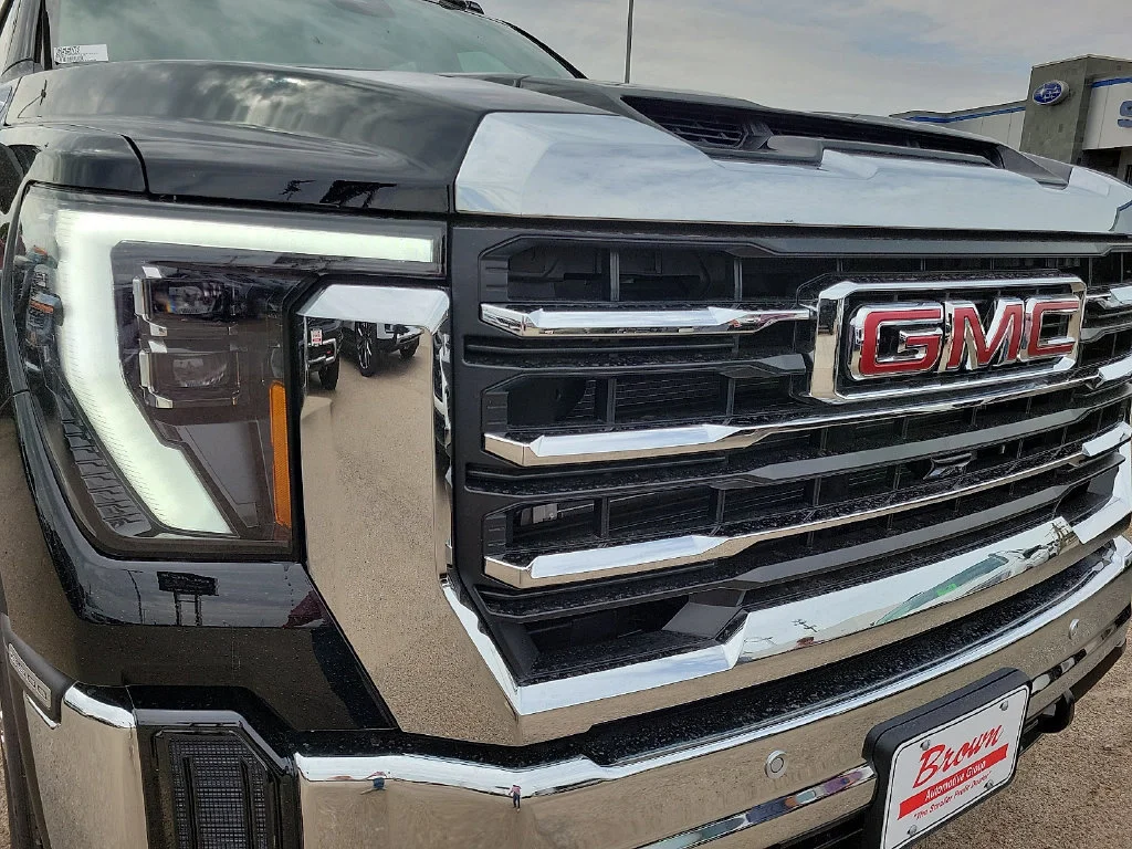 2026 GMC Sierra 2500HD SLT - Photo 13