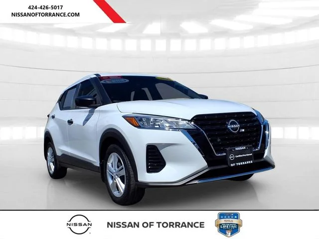 2025 Nissan Kicks Play S