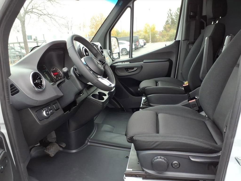 2025 Mercedes-Benz Sprinter Cargo Van Base - Photo 33