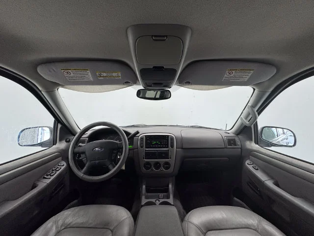 Used 2005 Silver Birch Clearcoat Metallic Ford XLT image 19